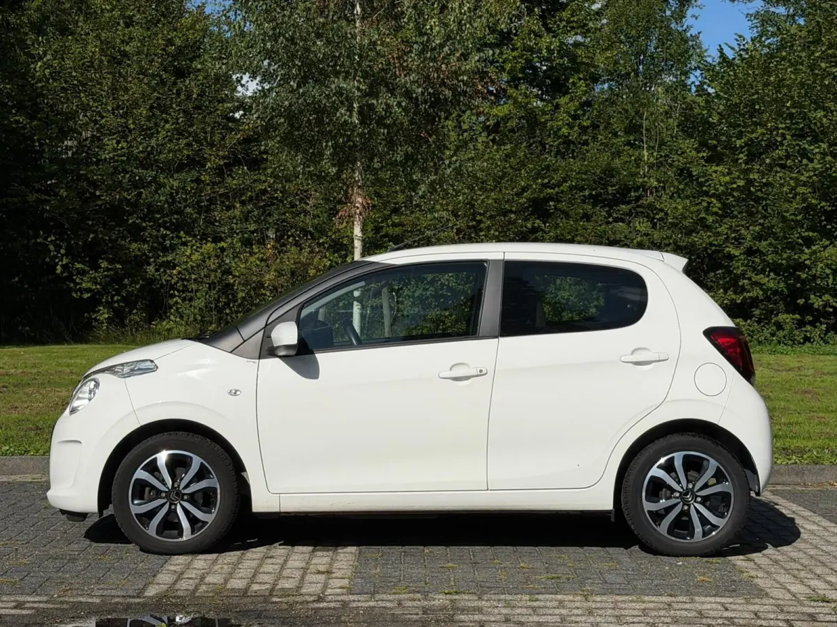 1.0VTi Shine 5Drs | Carplay | Camera | NAP! | DAB