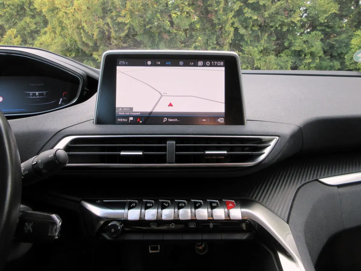1.2 PureTech Blue Lease * Navi * 360 camera *