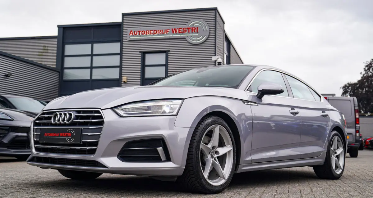 2.0 TFSI MHEV Sport | Navigatie | Elektrisch bedienbare achterklep | Multifunctioneel stuurwiel | Cruise control