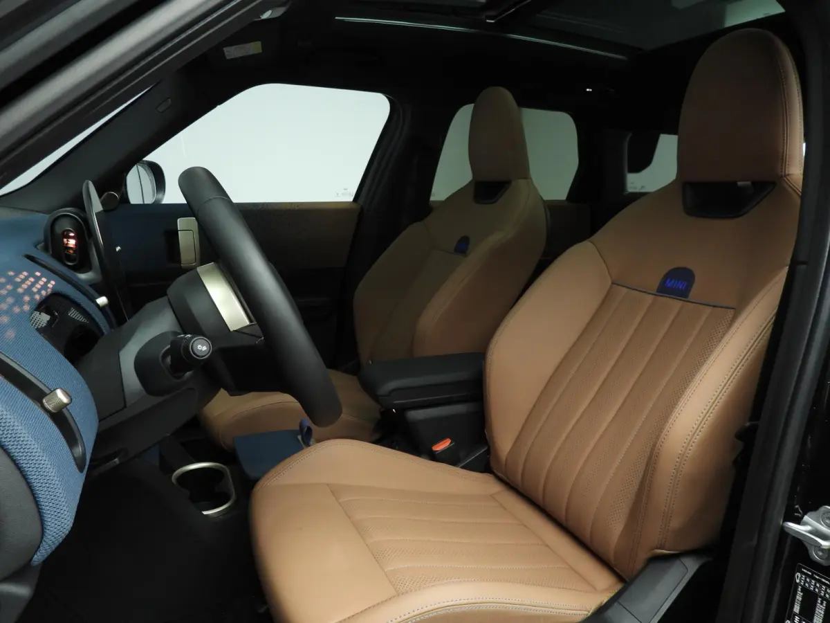 1.5 C Favoured M Comfort Access | Panoramadak | Harman Kardon | Head-Up | Stuurwielrand verwarmd | Stoelverwarming