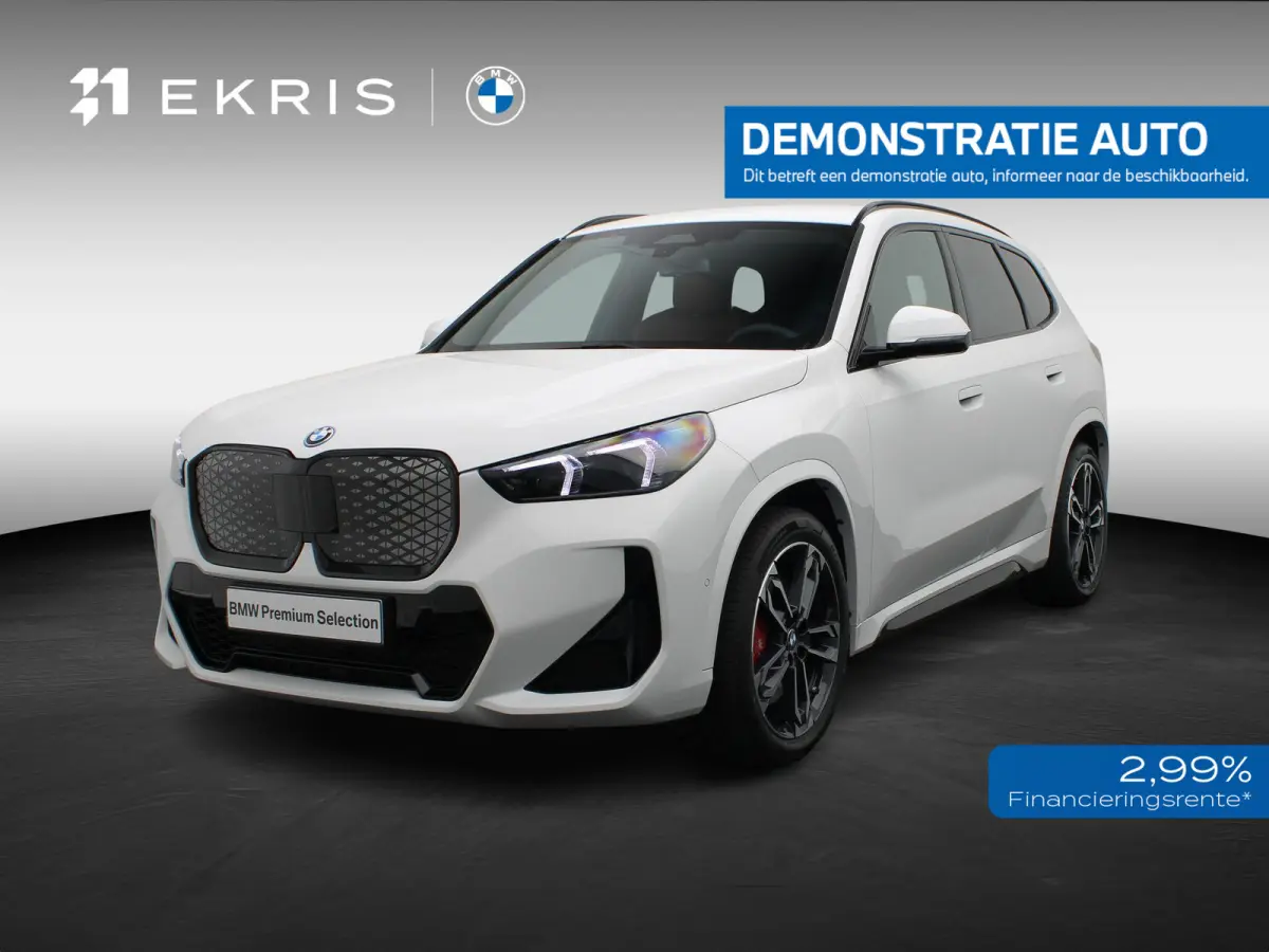 eDrive20 M Sport Edition | M Sportpakket Pro | SoH 100% | Premium Pack | Comfort Pack | Trekhaak | Elektrisch Verstelbare Sportstoelen | Driving Assistant Plus | Harman Kardon | 19''