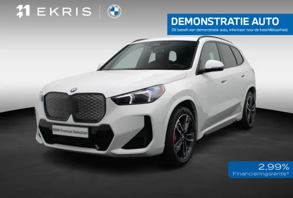 eDrive20 M Sport Edition | M Sportpakket Pro | SoH 100% | Premium Pack | Comfort Pack | Trekhaak | Elektrisch Verstelbare Sportstoelen | Driving Assistant Plus | Harman Kardon | 19''