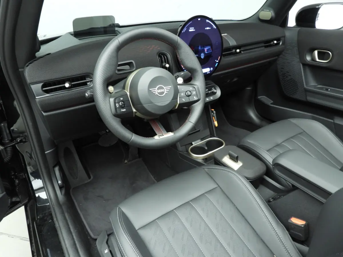 2.0 C John Cooper Works M Comfort Access | Harman Kardon | Head-Up | Stuurwielrand verwarmd  Stoelverwarming