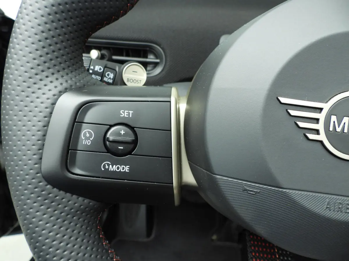 2.0 C John Cooper Works M Comfort Access | Harman Kardon | Head-Up | Stuurwielrand verwarmd  Stoelverwarming