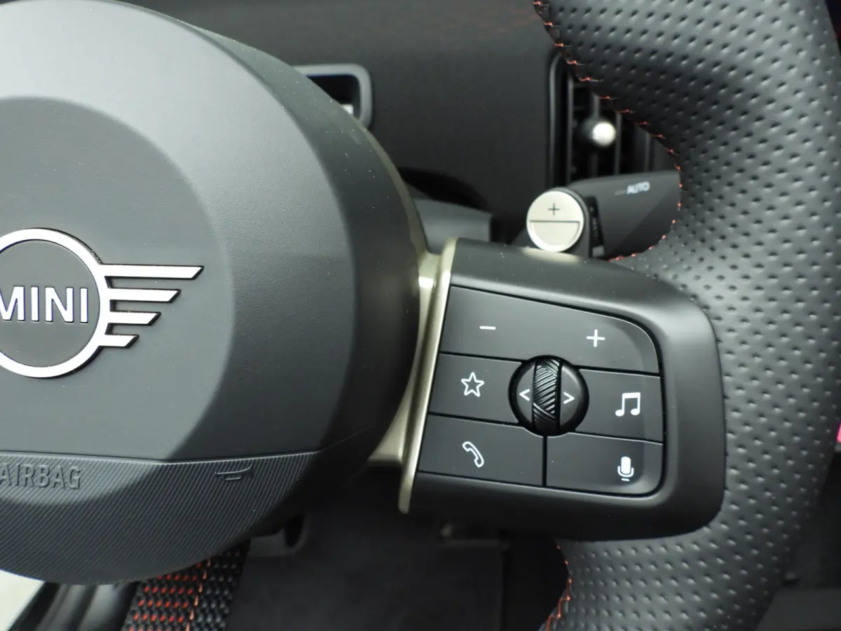 2.0 C John Cooper Works M Comfort Access | Harman Kardon | Head-Up | Stuurwielrand verwarmd  Stoelverwarming
