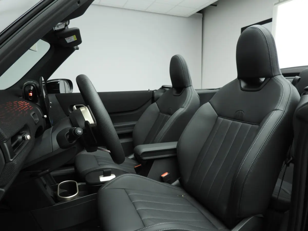 2.0 C John Cooper Works M Comfort Access | Harman Kardon | Head-Up | Stuurwielrand verwarmd  Stoelverwarming