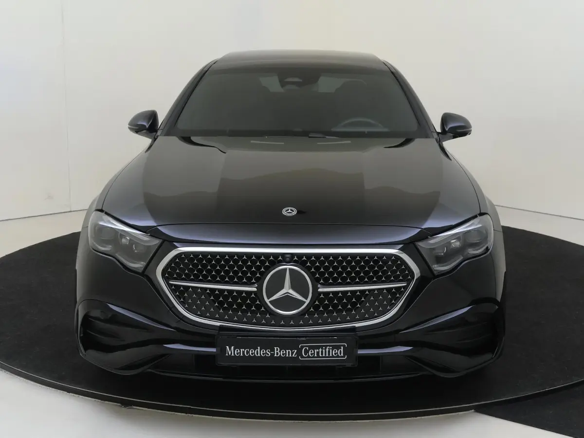 400 e 4MATIC AMG Line / Premium/ Panoramadak/ AIRMATIC/ Achterasbesturing/ Burmester 4D/ SUPERSCREEN/ Night/ 20 inch/ Nappa/ 3D Display/ Verlichte Grille