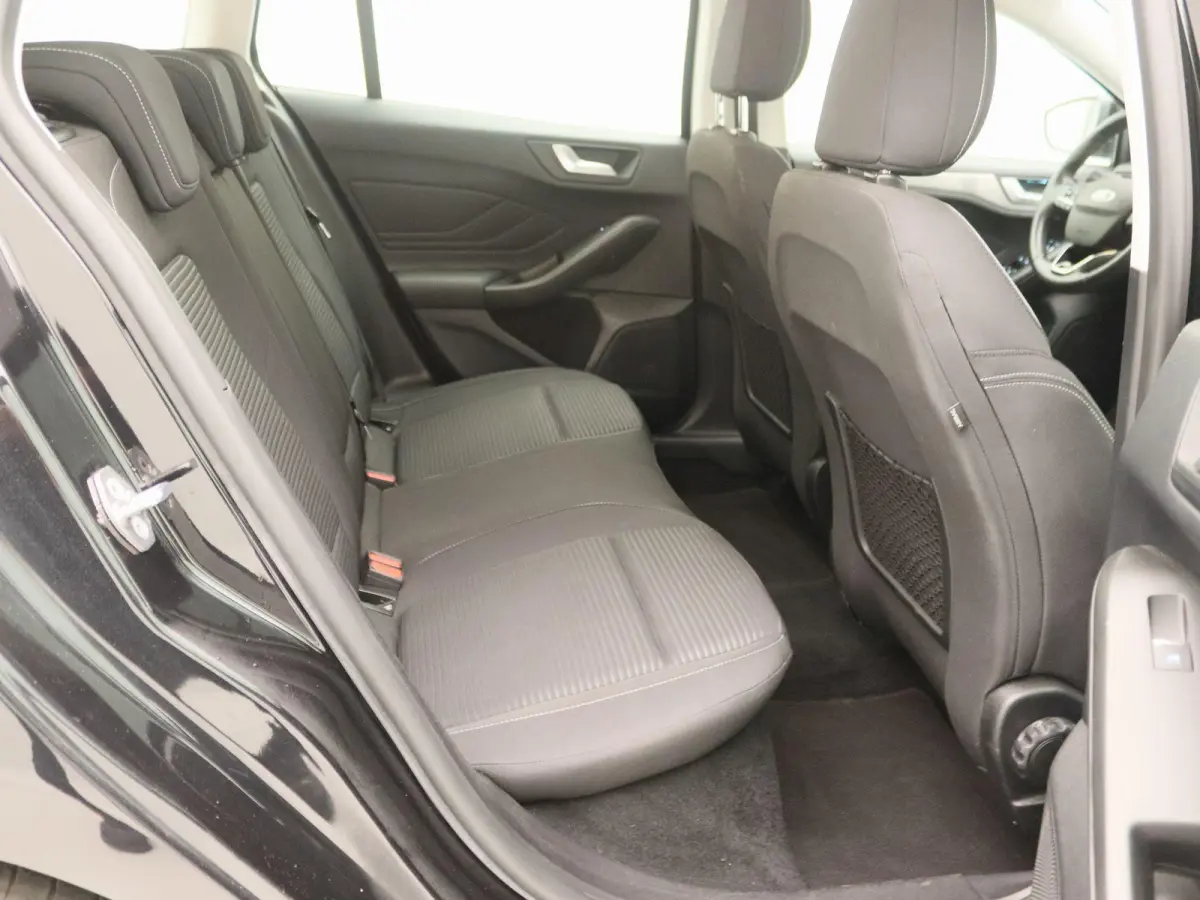 1.0 EcoBoost Active Business | Winter pakket | Navigatie |