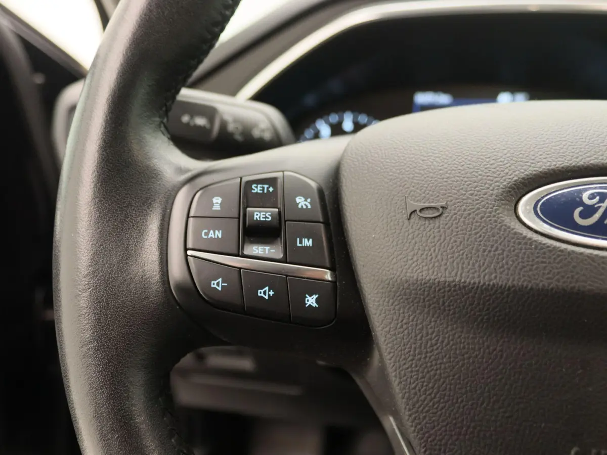 1.0 EcoBoost Active Business | Winter pakket | Navigatie |