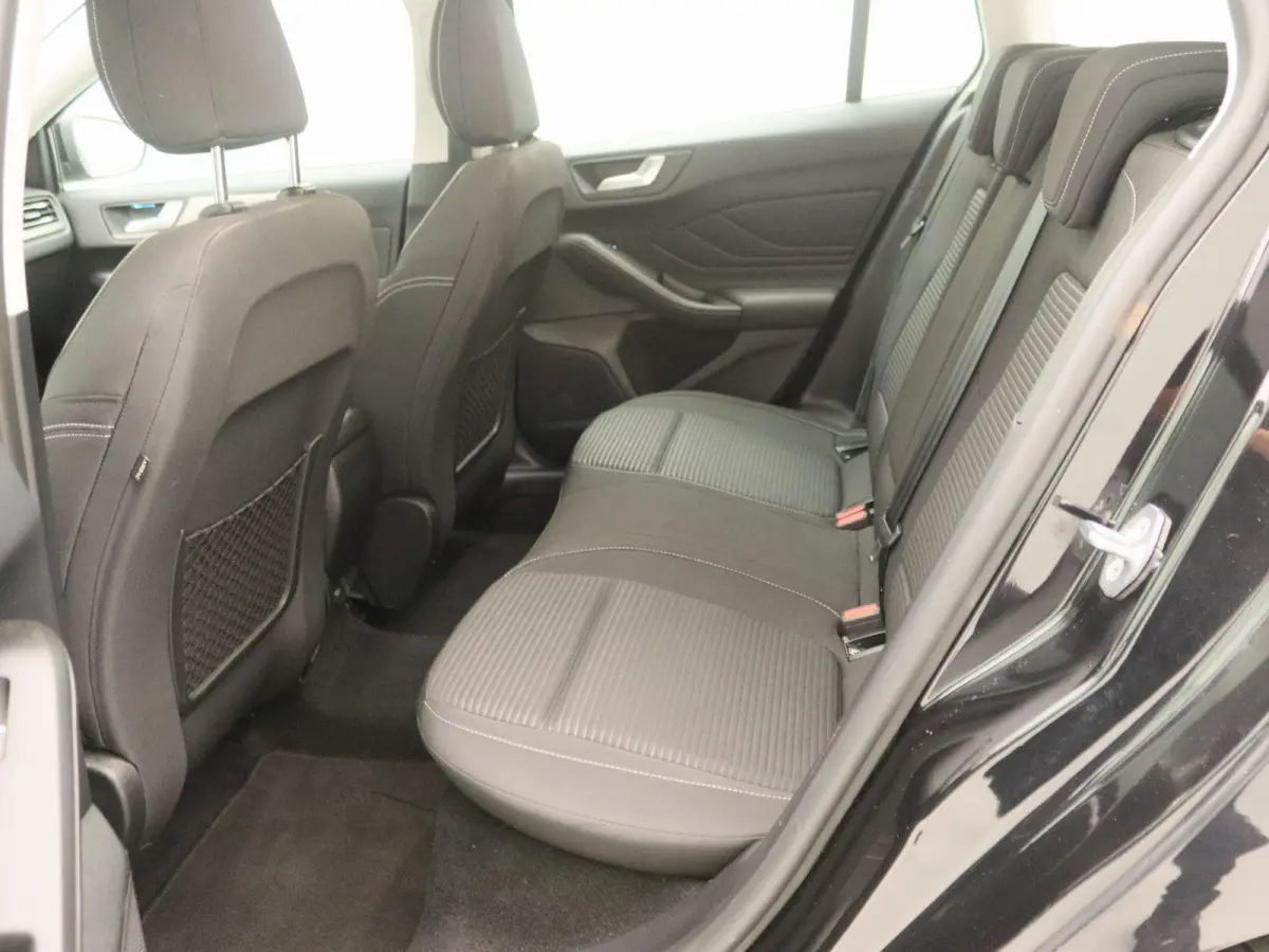 1.0 EcoBoost Active Business | Winter pakket | Navigatie |