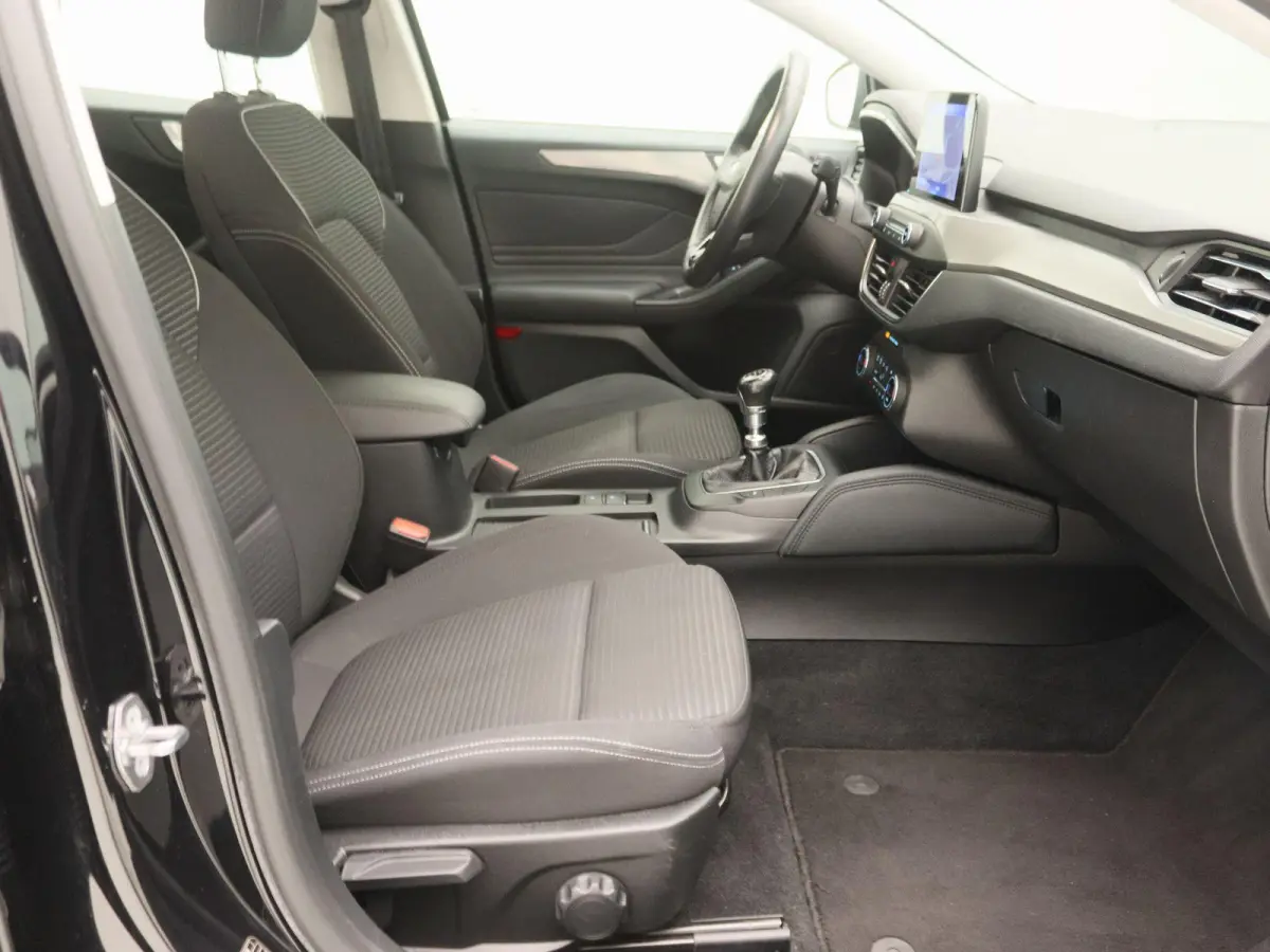1.0 EcoBoost Active Business | Winter pakket | Navigatie |