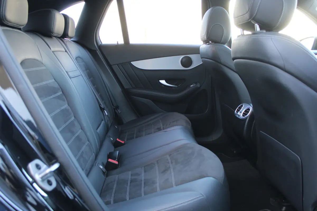4MATIC AMG LINE NIGHT PAKKET PANORAMADAK CARPLAY