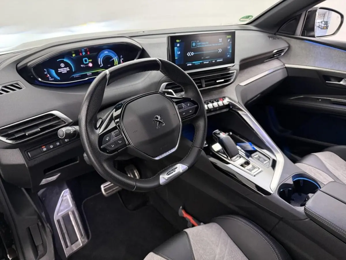 1.6 plug-in HYbrid 225PK GT Aut. Ad.Cruise/Nav /Camera/Led