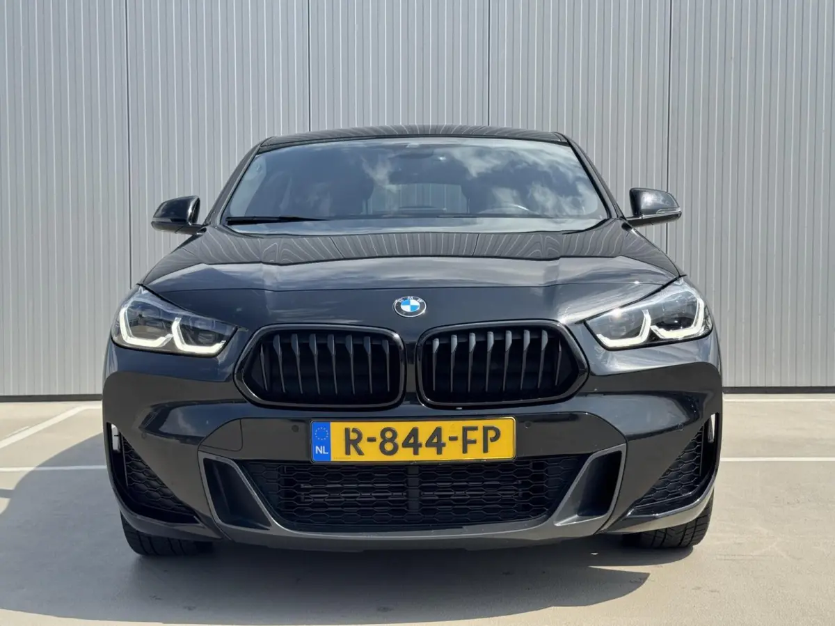 sDrive20i Business Edition Plus M-Sport NL-Auto