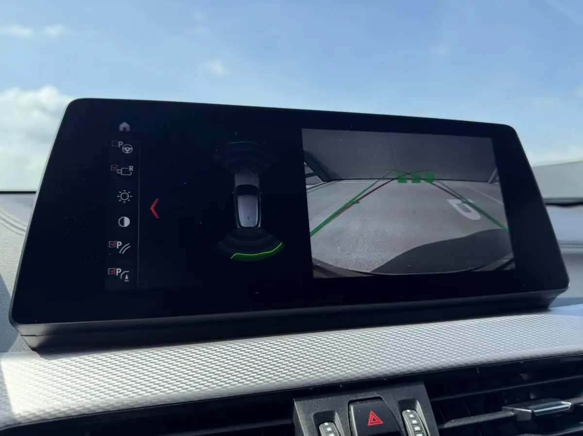 sDrive20i Business Edition Plus M-Sport NL-Auto