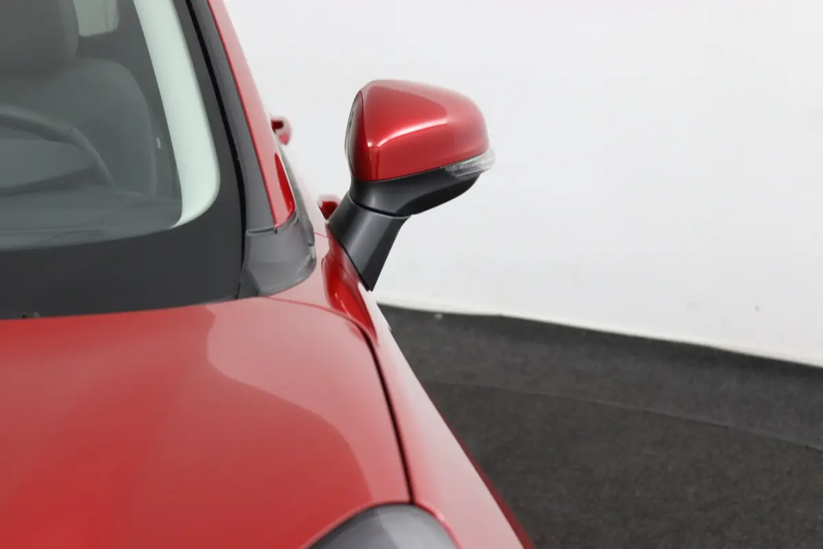44 kWh | Winterpack | Elektrische Achterklep | Keyless | Navigatie | CarPlay/Android Auto | Camera