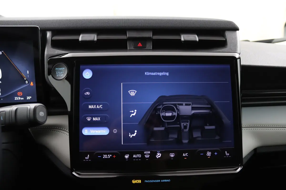 44 kWh | Winterpack | Elektrische Achterklep | Keyless | Navigatie | CarPlay/Android Auto | Camera