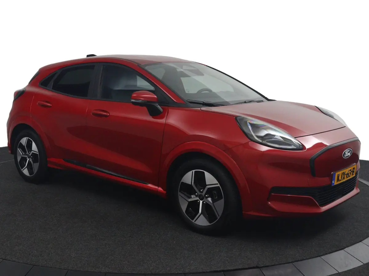 44 kWh | Winterpack | Elektrische Achterklep | Keyless | Navigatie | CarPlay/Android Auto | Camera
