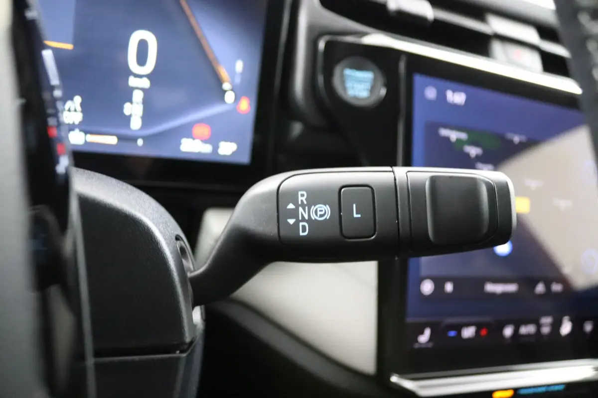44 kWh | Winterpack | Elektrische Achterklep | Keyless | Navigatie | CarPlay/Android Auto | Camera