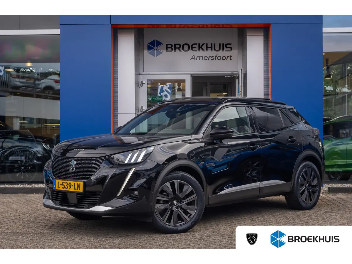 EV GT Pack 50 kWh | (Elektrisch) panorama-dak | Cruise adaptief | Camera | Apple Carplay/Android Auto | Lederen/alcantara bekleding | Stoel verwarming | Keyless | Digitaal dashboard | Achter