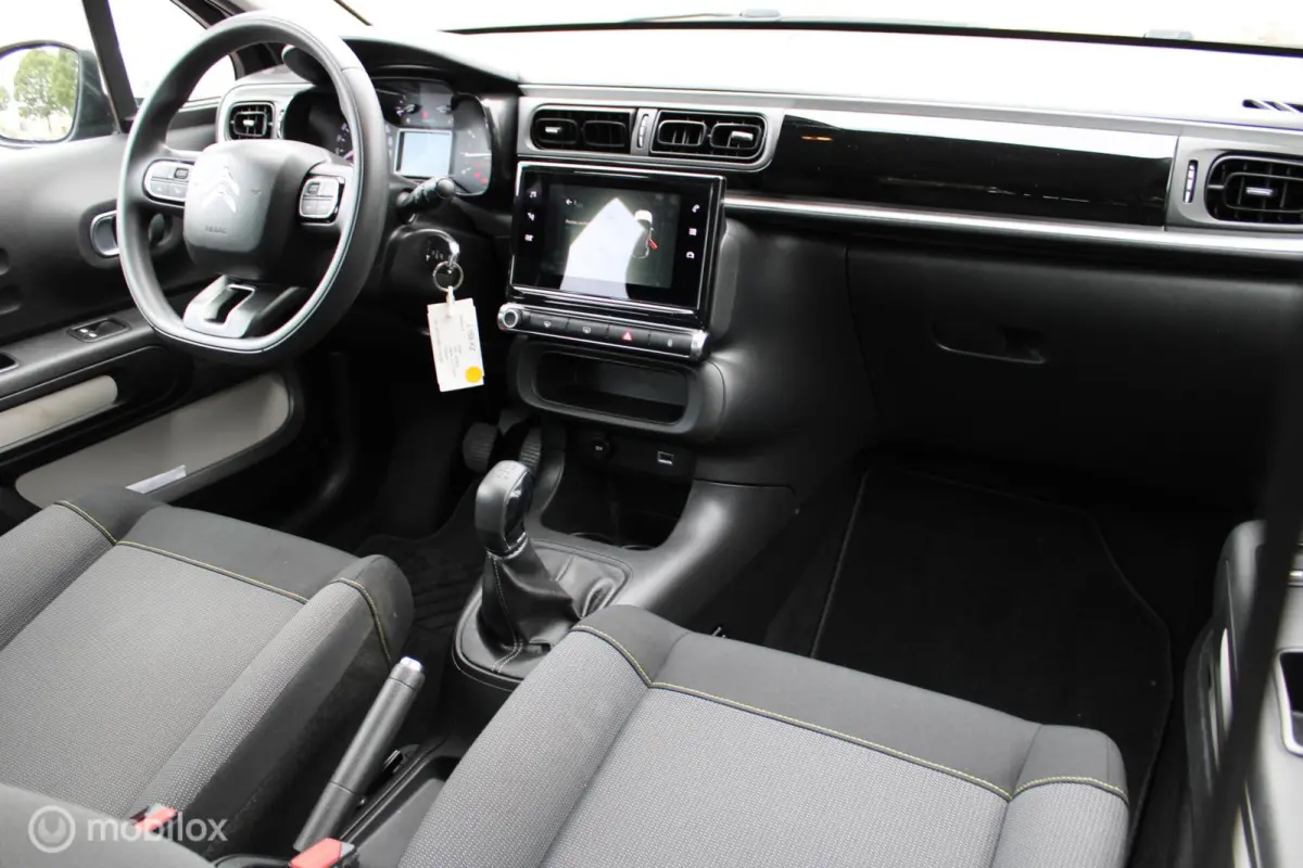 1.2 PureTech Feel, Pdc, Full Led verlichting, Navi, App connect, Cruise, Airco, Wit dak