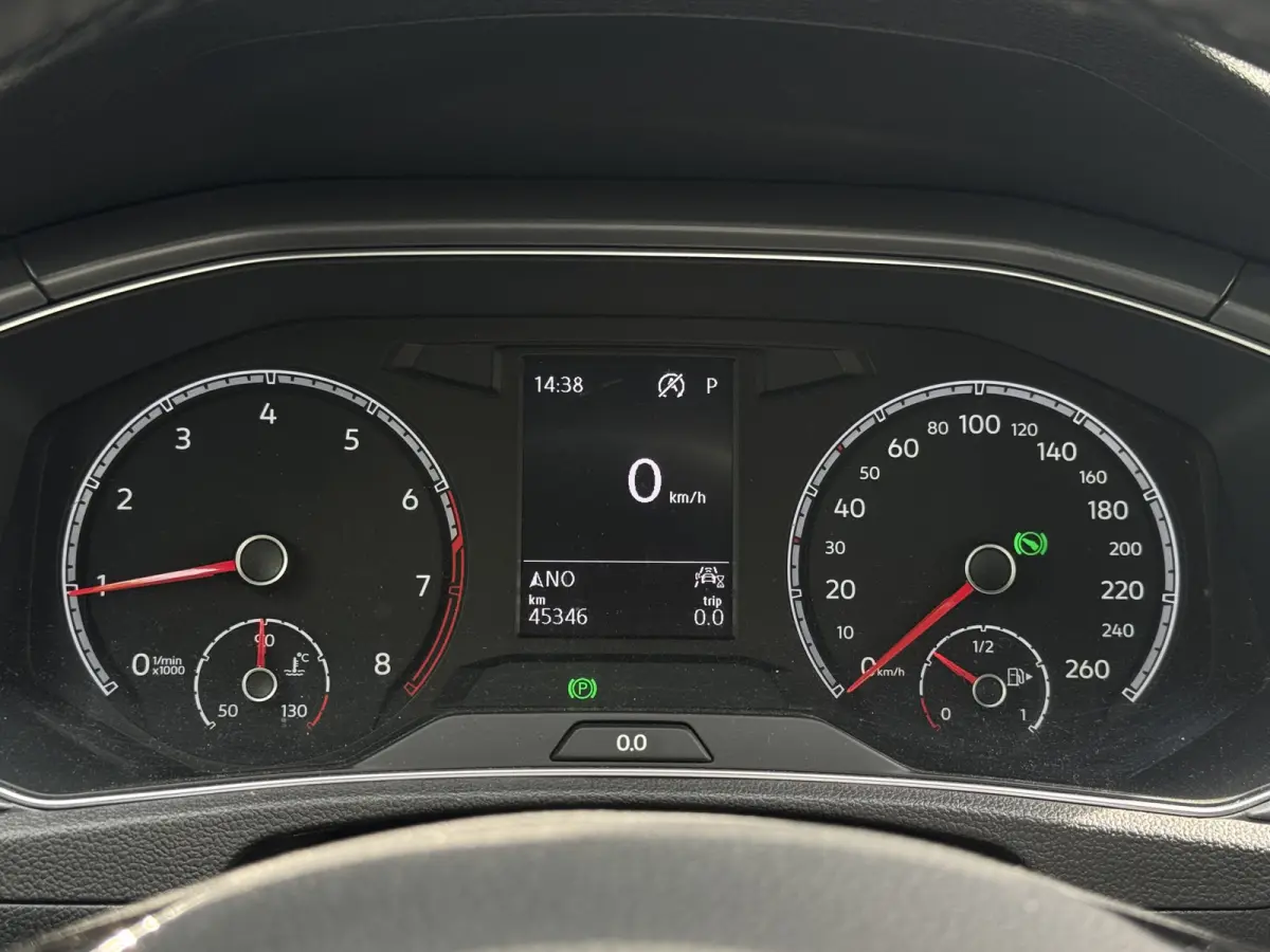 1.5 TSI R-Line Carplay, dodehoek