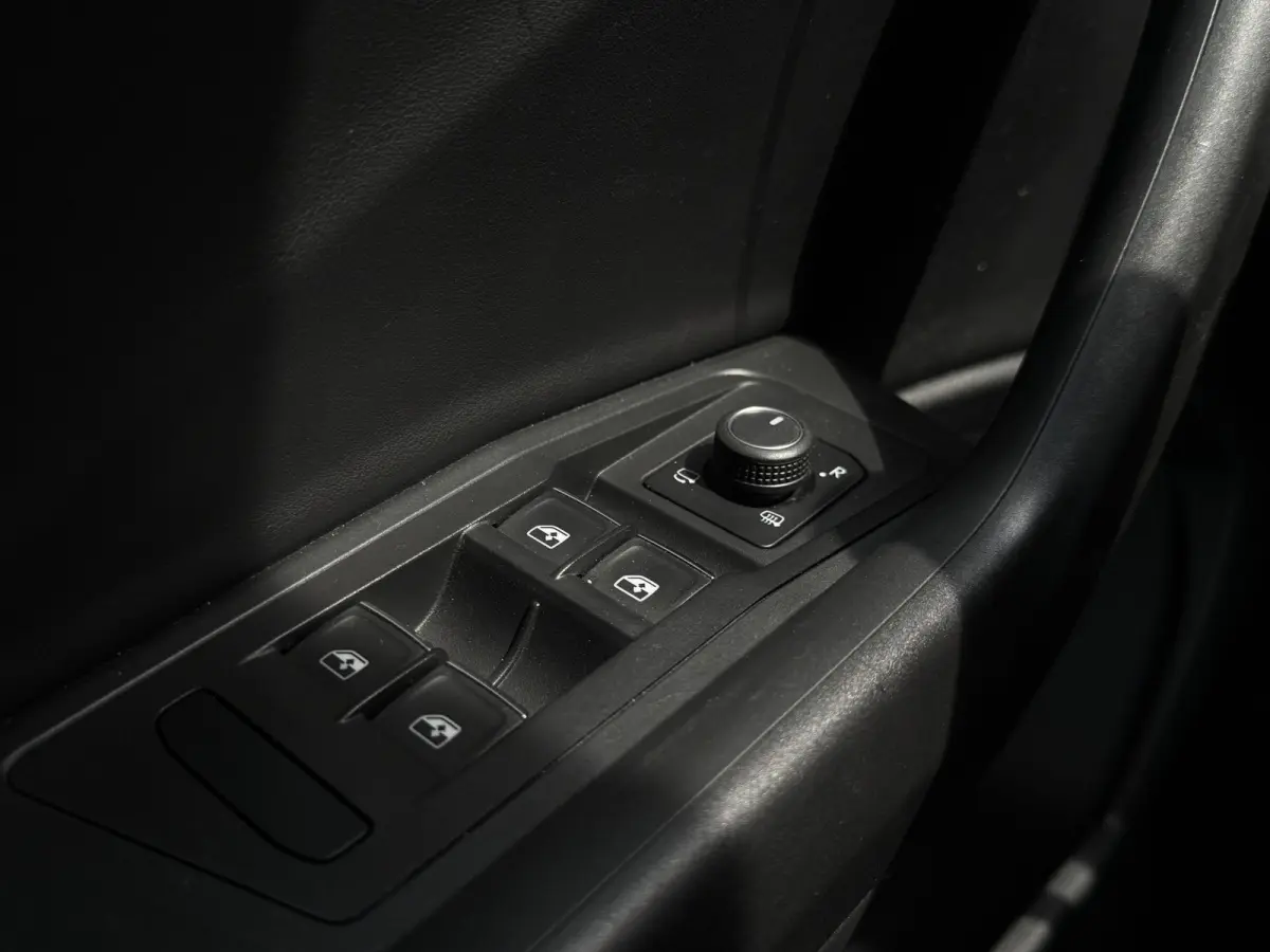 1.5 TSI R-Line Carplay, dodehoek