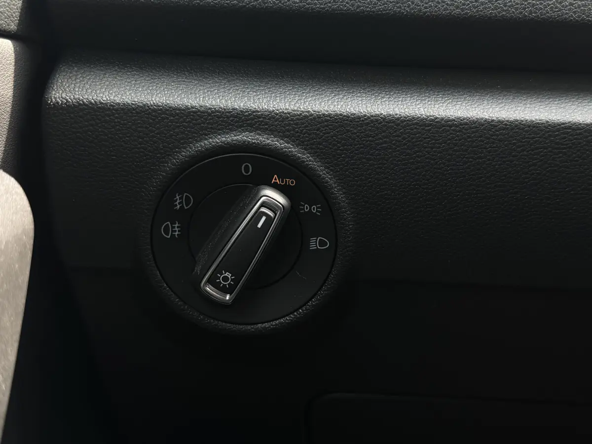 1.5 TSI R-Line Carplay, dodehoek