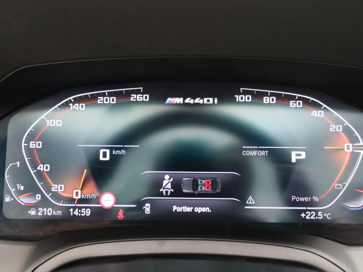 M440i xDrive High Executive | Apple Carplay/Android Auto | Harman Kardon | Leder | Stoelverwarming | Led Koplampen | Camera |