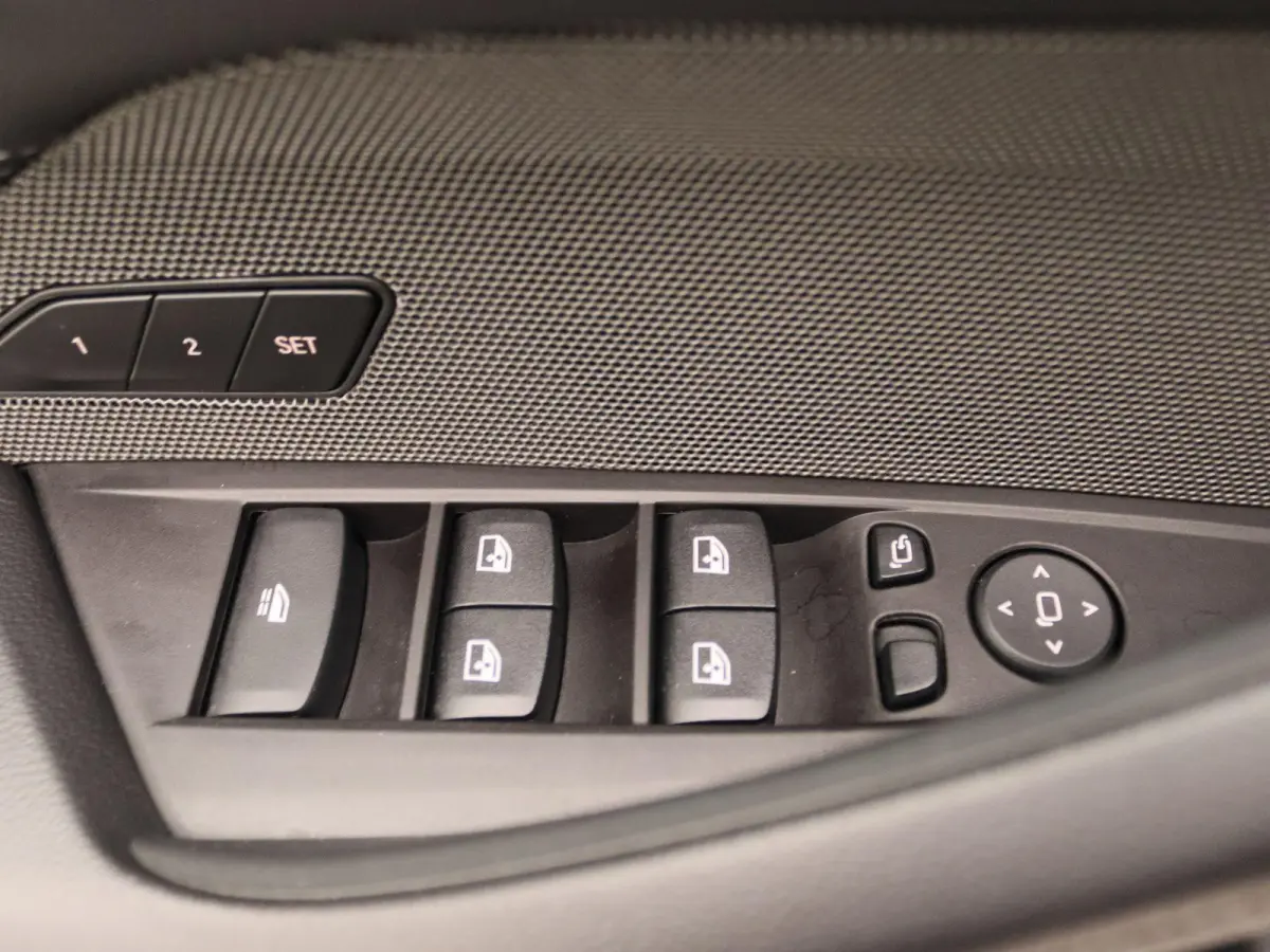 M440i xDrive High Executive | Apple Carplay/Android Auto | Harman Kardon | Leder | Stoelverwarming | Led Koplampen | Camera |