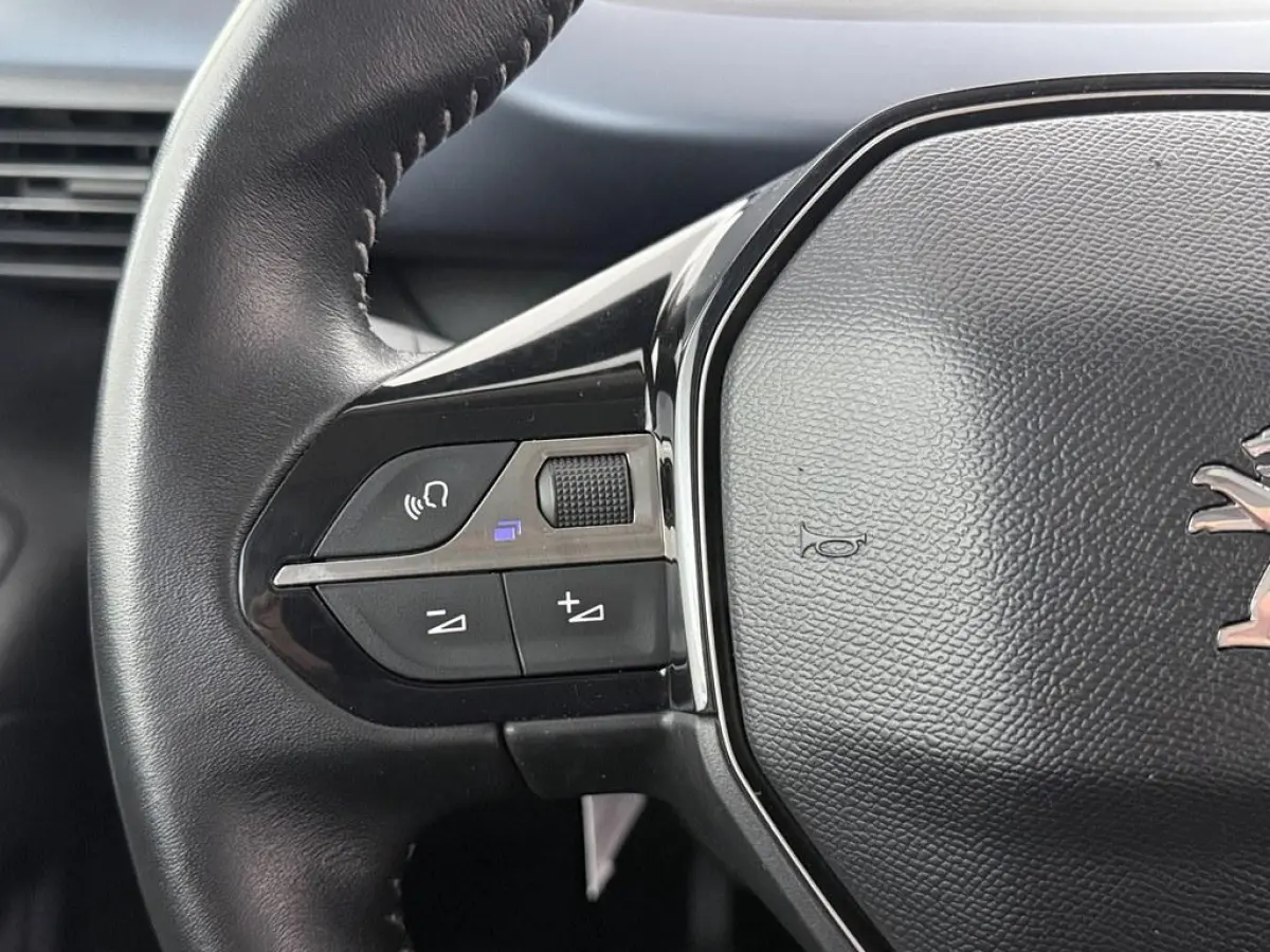 1.2T 110PK Allure Trekhaak/Camera/Nav/Led/CarPlay