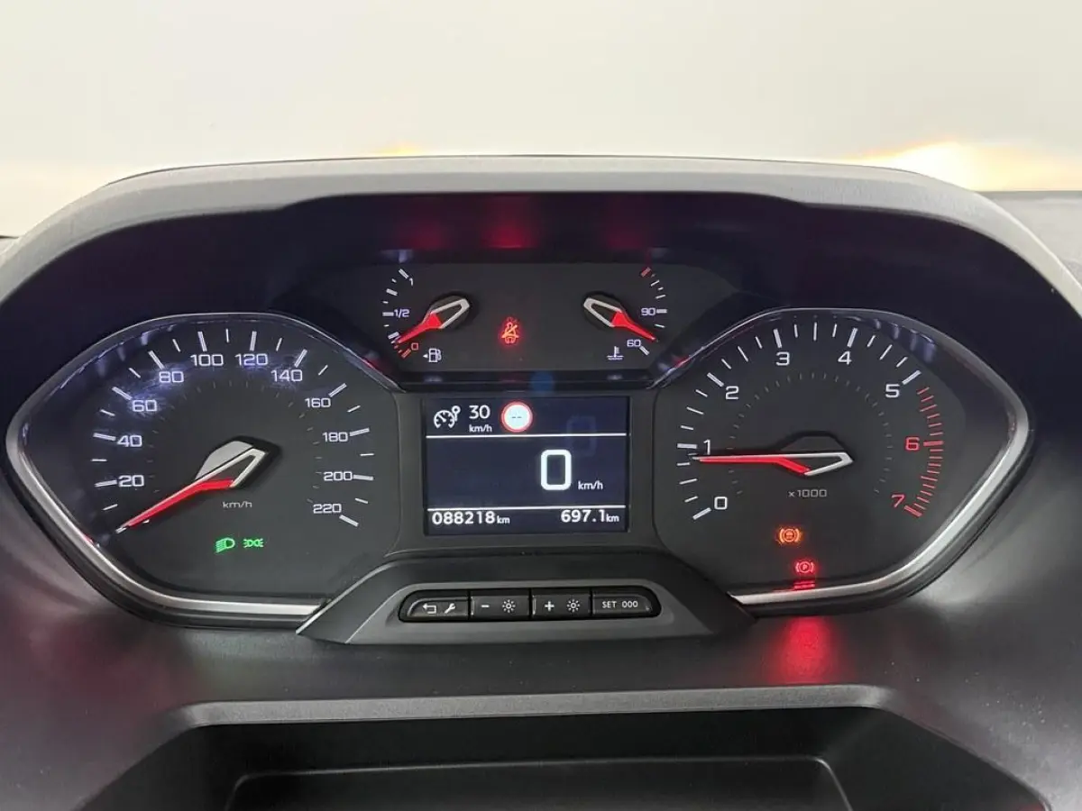 1.2T 110PK Allure Trekhaak/Camera/Nav/Led/CarPlay