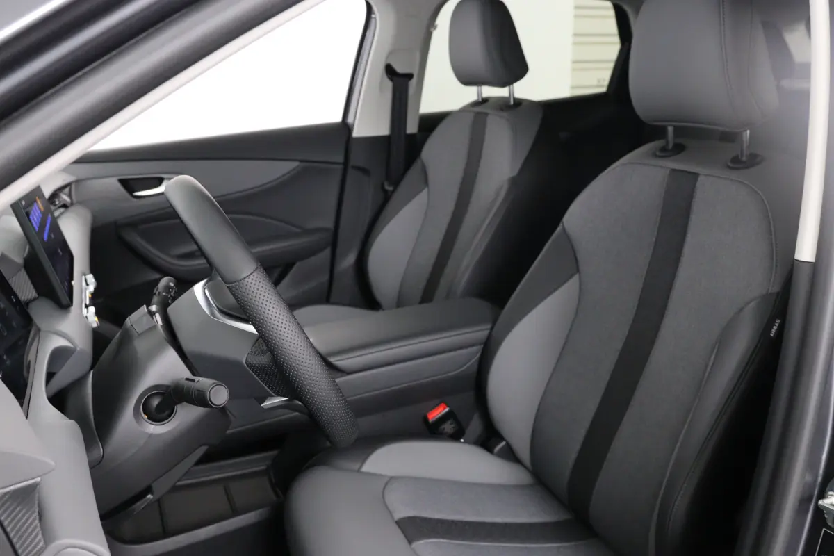 64 kWh Luxury | 360* Camera | 100% SOH | Adaptieve Cruise Control | Elektrische Achterklep | Warmtepomp | Stoel & Stuurverwarming |