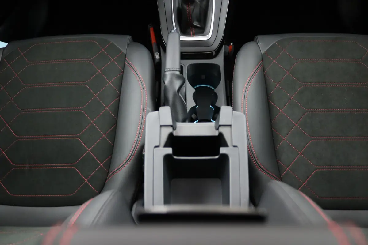 1.0 EcoBoost ST-Line X | Panoramadak | Adaptive Cruise | WInterpack | 360 Camera | B&O | Elektrische Achterklep | BLIS | LED