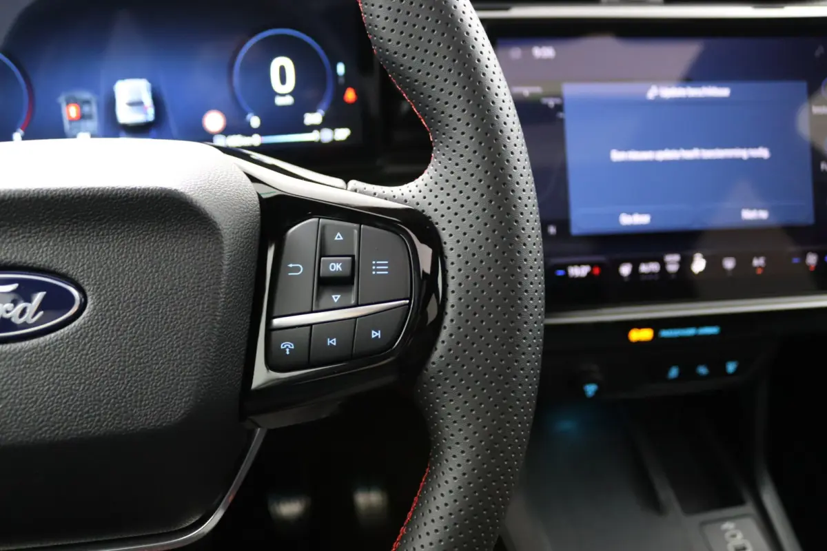 1.0 EcoBoost ST-Line X | Panoramadak | Adaptive Cruise | WInterpack | 360 Camera | B&O | Elektrische Achterklep | BLIS | LED