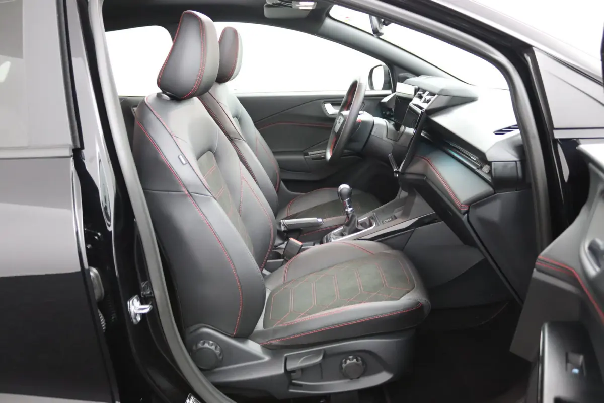 1.0 EcoBoost ST-Line X | Panoramadak | Adaptive Cruise | WInterpack | 360 Camera | B&O | Elektrische Achterklep | BLIS | LED