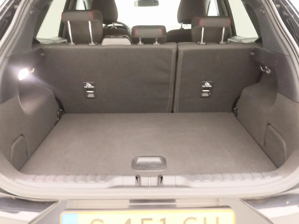 1.0 EcoBoost Titanium | Apple Carplay/Android Auto | Camera | Winter Pakket | Led Verlichting |