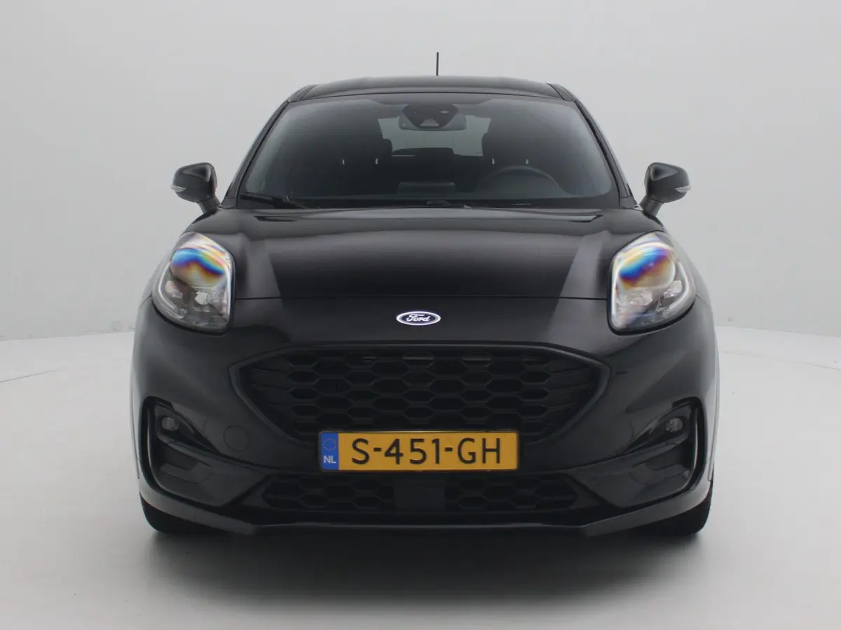 1.0 EcoBoost Titanium | Apple Carplay/Android Auto | Camera | Winter Pakket | Led Verlichting |