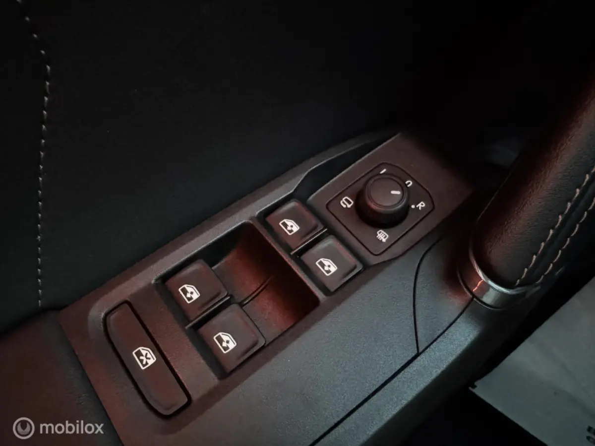 1.4 TSI e-Hybrid | Elek. Stoel| ACC | Stoelv