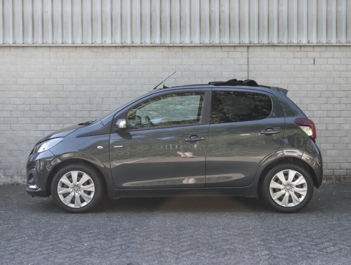 Top! Style 1.0 72pk | Camera | Stoelverwarming | Apple Carplay / Android Auto | Airco | Allseason banden |