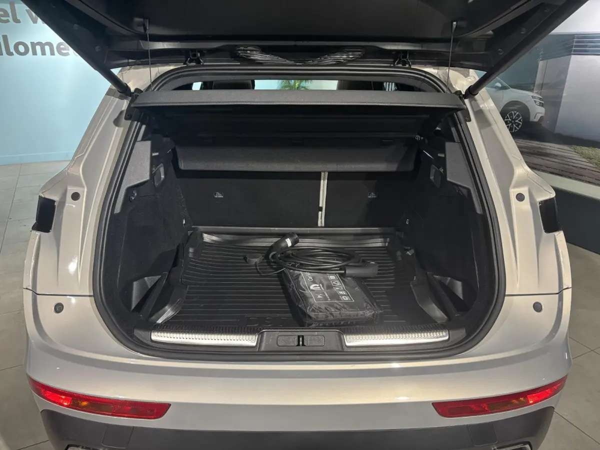 E-Tense 225 Opéra | Lederen stoelen | Panorama dak | Adaptive Cruise | Memory seats | Apple Carplay - Android Auto