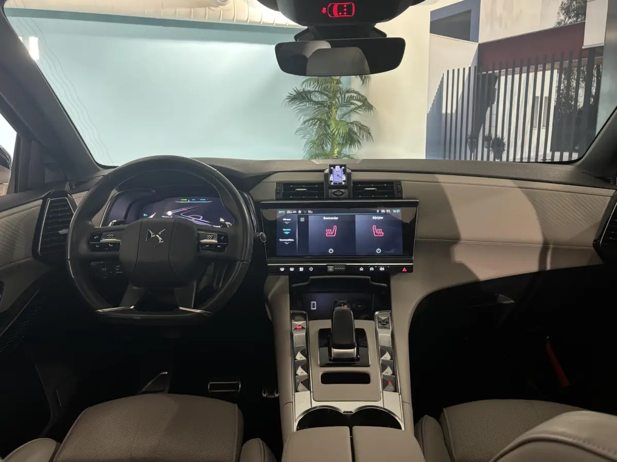 E-Tense 225 Opéra | Lederen stoelen | Panorama dak | Adaptive Cruise | Memory seats | Apple Carplay - Android Auto