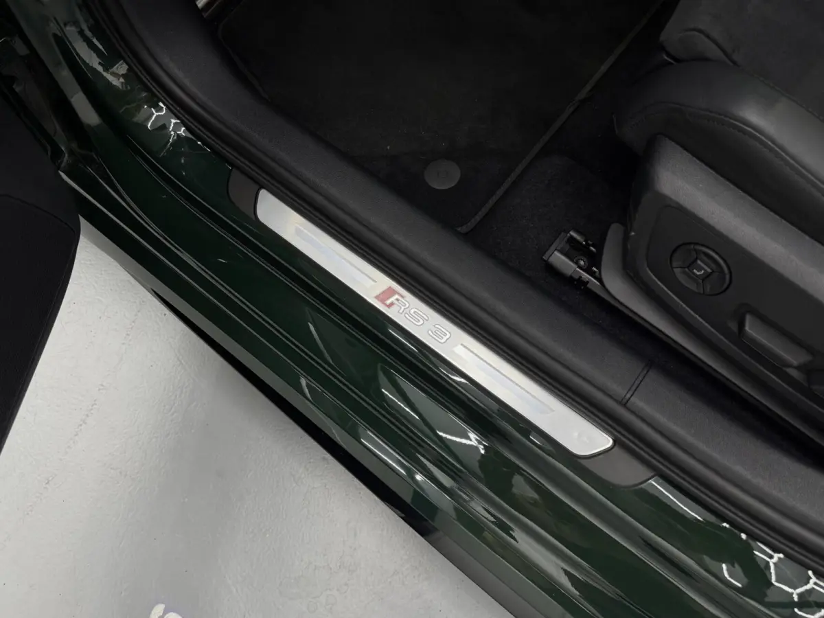 RS 3 Limo 2.5 TFSI Quattro |Keramisch|Pano|HUD|B&O