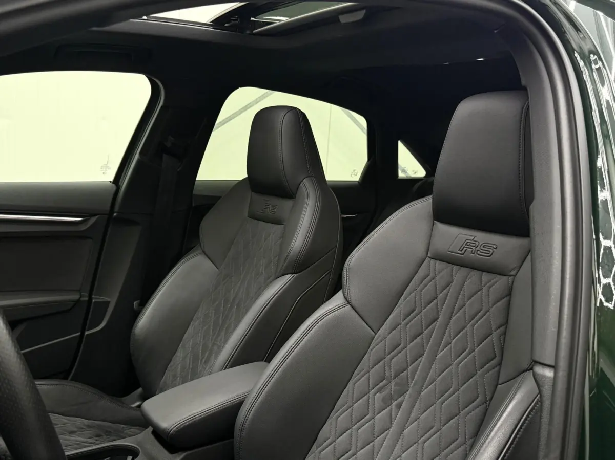 RS 3 Limo 2.5 TFSI Quattro |Keramisch|Pano|HUD|B&O