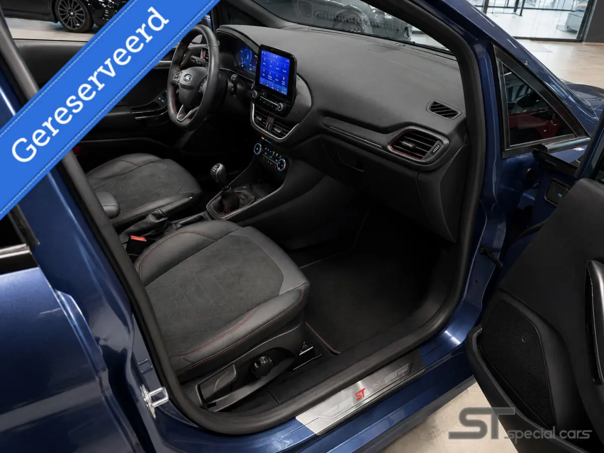 1.0 EcoBoost ST-Line Vignal|Pano|Virtual