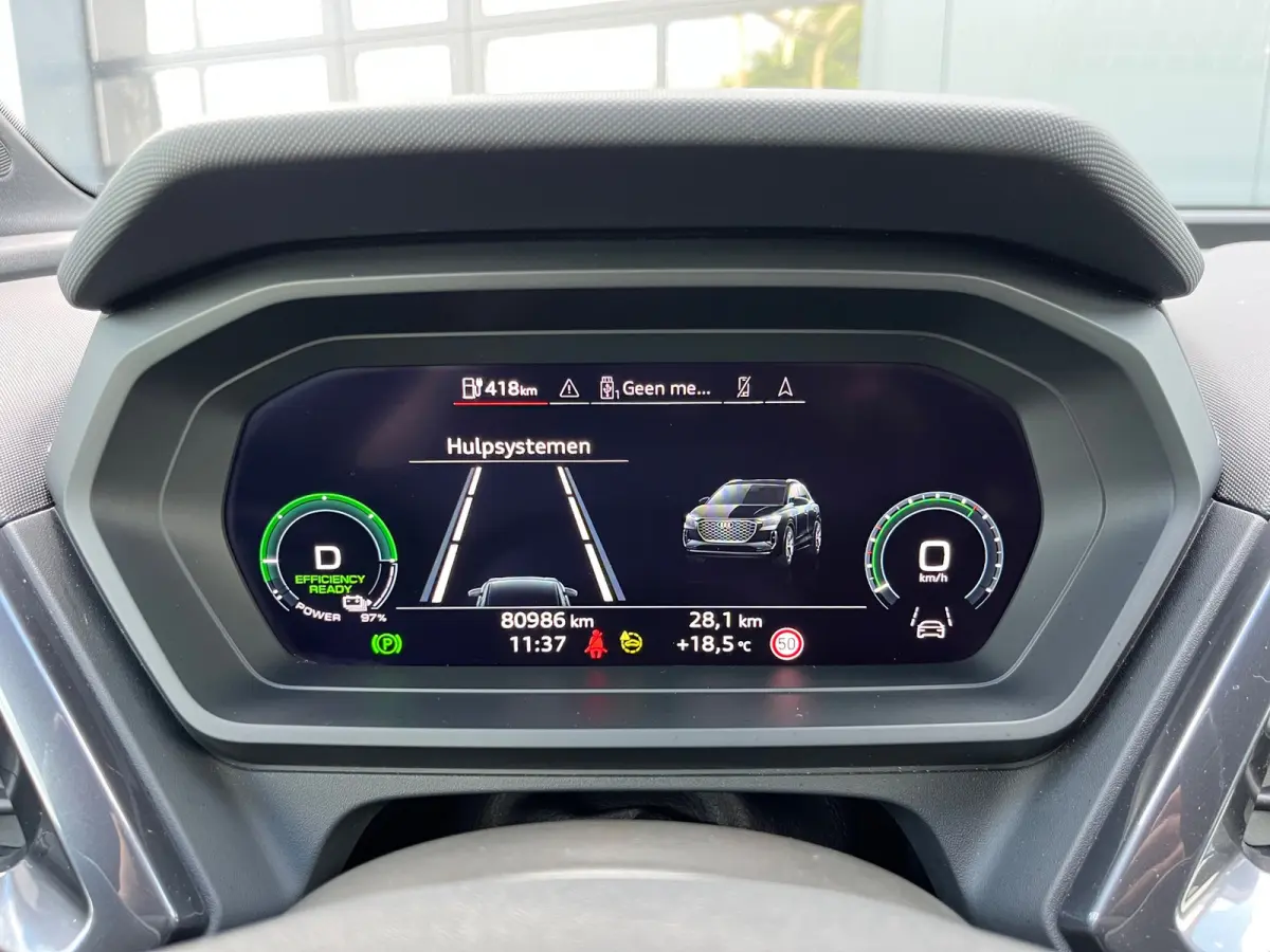 40 Launch edition S-Line Competition 77 kWh NL.Auto/SOH 95.5%/20Inch/Full led/Leder/1Ste Eigenaar