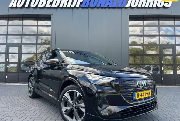 40 Launch edition S-Line Competition 77 kWh NL.Auto/SOH 95.5%/20Inch/Full led/Leder/1Ste Eigenaar