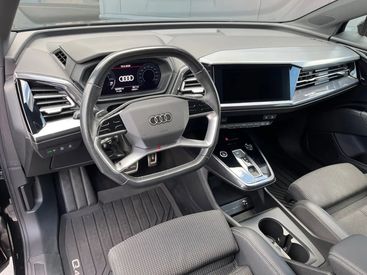 40 Launch edition S-Line Competition 77 kWh NL.Auto/SOH 95.5%/20Inch/Full led/Leder/1Ste Eigenaar
