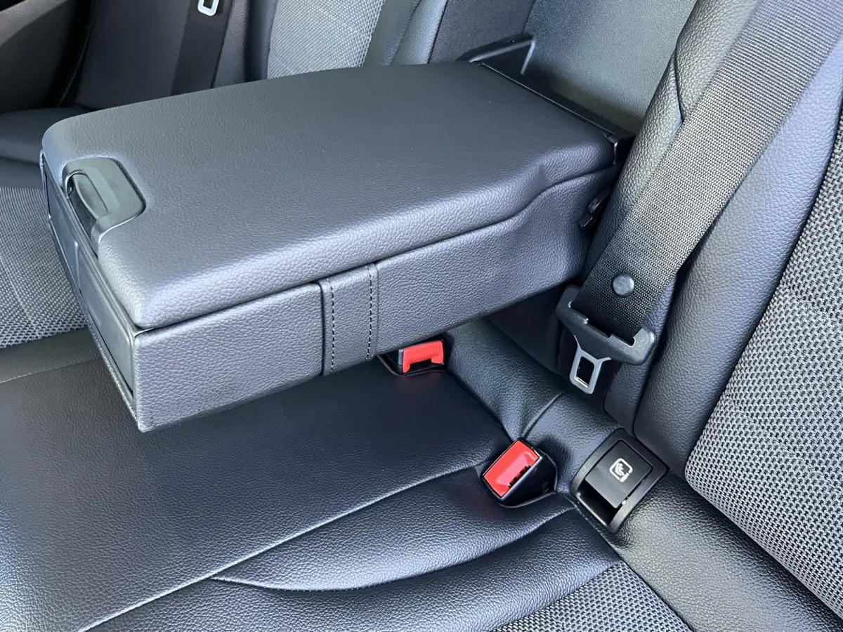 160 Premium Avantgarde | NL Auto/Navi/Camera/Sfeerverl./Clima/Cruise/19"/Elektr.Verstelbare Stoelen