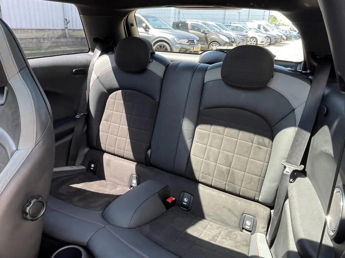 1.5 One Chili | Pano.Dak/Sportstoelen/Leder-Alcantara/JCW pakket/Navi/Clima/Cruise/Apple CarPlay-Android Auto
